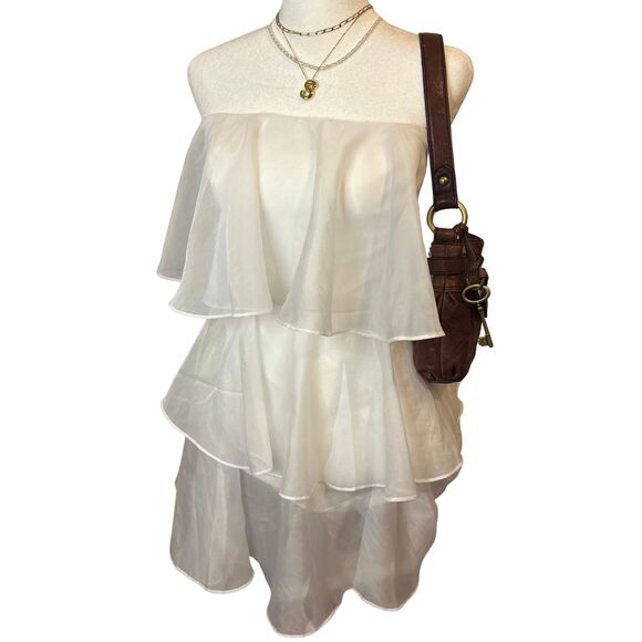 Abercrombie & Fitch Dresses & Skirts - Abercrombie & Fitch NWT White Tiered Organza Strapless Mini Dress Size Small